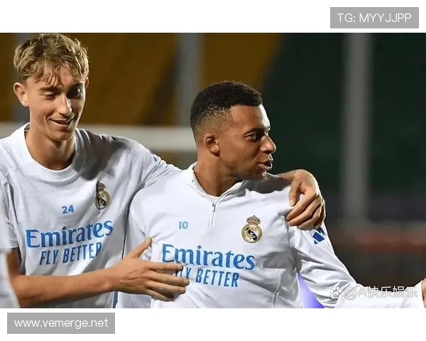 凯恩 vs 姆巴佩:时代交替中的战术角色与终结效率对比 凯恩 vs 姆巴佩:时代交替中的战术角色与终结效率对比