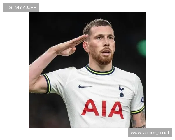 霍伊别尔职业生涯轨迹:从南安普顿到热刺的中场成长之路 霍伊别尔职业生涯轨迹:从南安普顿到热刺的中场成长之路