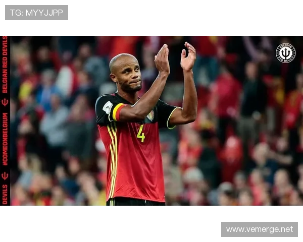 孔帕尼退役后住城堡，每天五点起床遛狗顺便练核心？