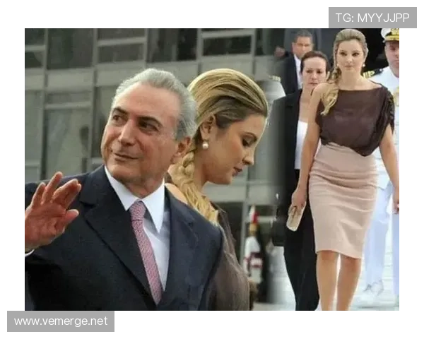 梅威瑟今晚又刷手表了？这日常奢侈得我都怀疑他家水龙头是纯金做的！